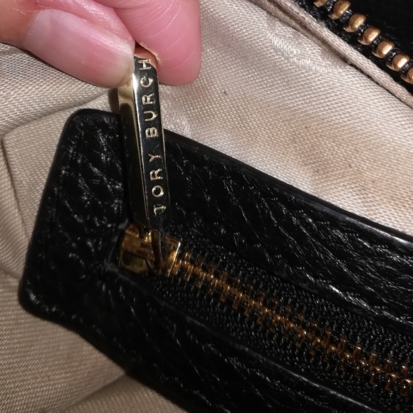 Tory Burch Shoulder Purse - Picture 7 of 7